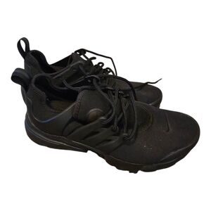 Nike Presto Size 5Y Black Athletic Shoes
